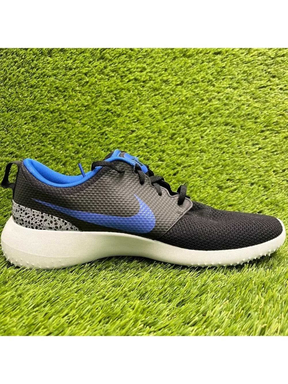 Nike Roshe G Mens Size 10 Black Blue White Athletic Spikeless Outdoor Golf Shoes